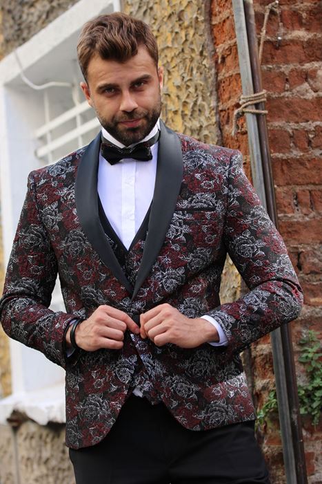 Picture of ROSE PATTERNED TUXEDO