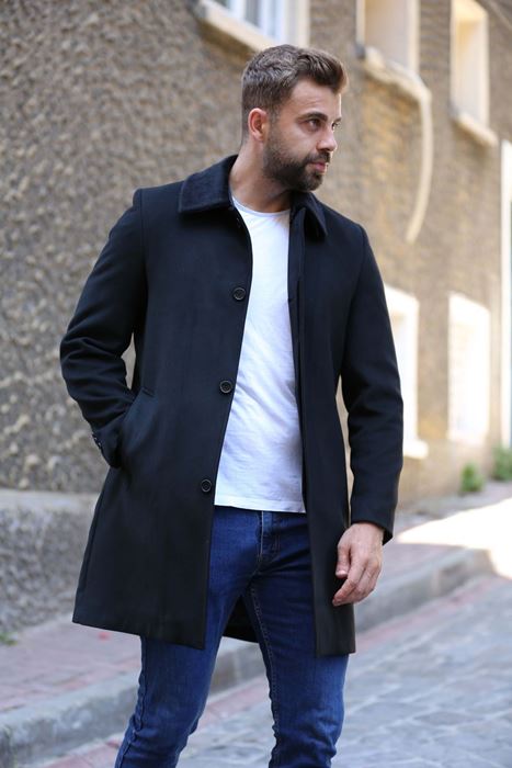 Picture of BLACK COLLAR DETAILED COAT